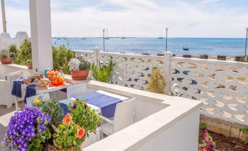 포르토 세자레오 Estasi Sul Mare B&B 외부 사진